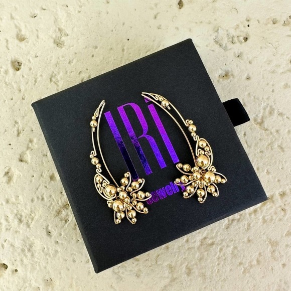 LUNA EAR CLIMBER WITH GOLD BEADS - 14K GOLD - Picture 6 of 7